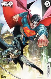 BATMAN SUPERMAN WORLDS FINEST #32 CVR B STEPHEN SEGOVIA CARD STOCK VAR *RELEASE DATE: 10/16/24* *(DH Z3)*