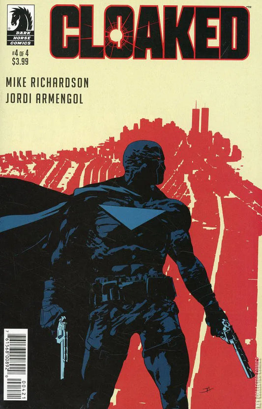 CLOAKED #4 CVR B *(DH X1)*